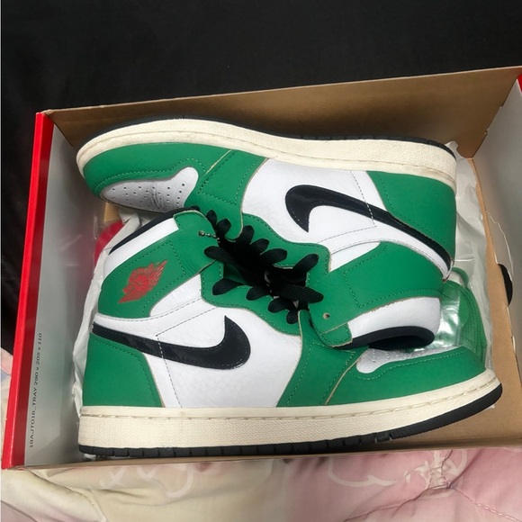 Air Jordan 1 “Lucky Green - Picture 1 of 7